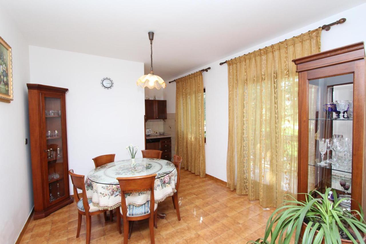 Apartment Clementina Visnjan